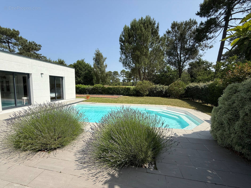 Maison à GUJAN-MESTRAS