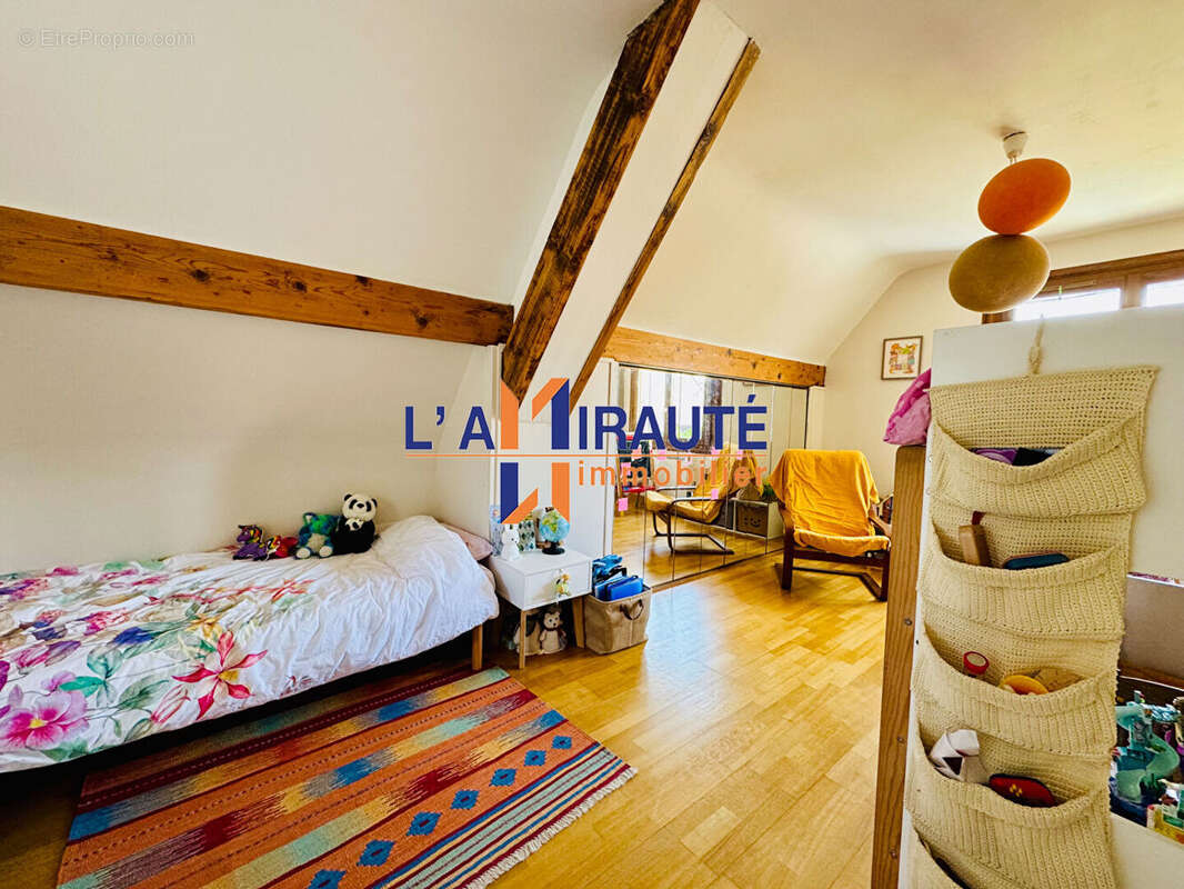 Maison à HOUILLES