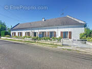 Maison à BERTAUCOURT-EPOURDON