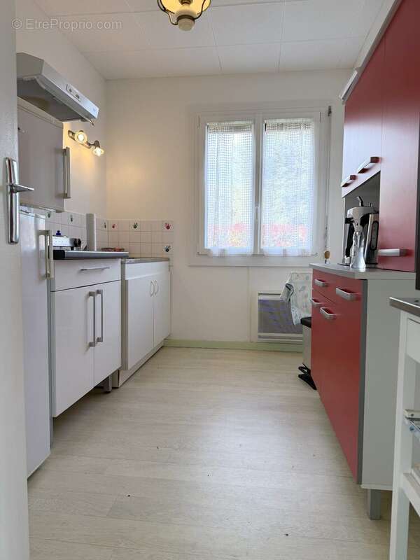 Cuisine - Maison à MAROLLES-LES-BRAULTS