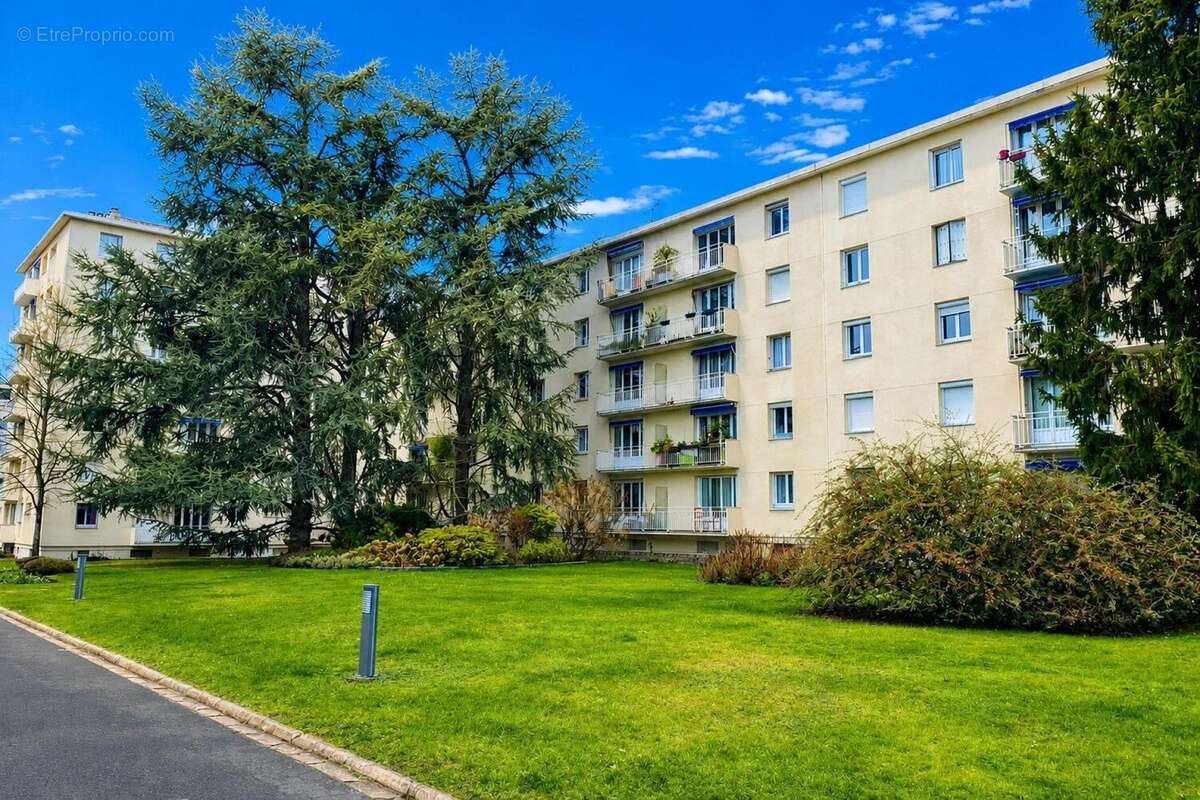 Photo 6 - Appartement à NOGENT-SUR-MARNE