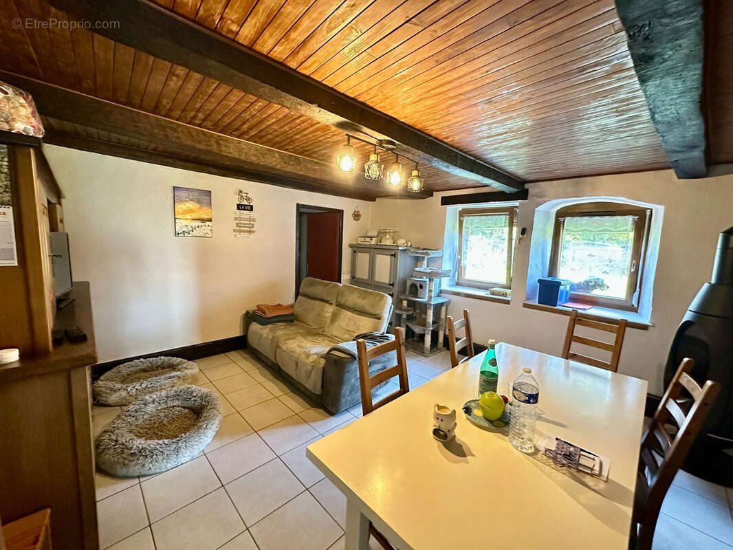 Maison à VILLERSEXEL