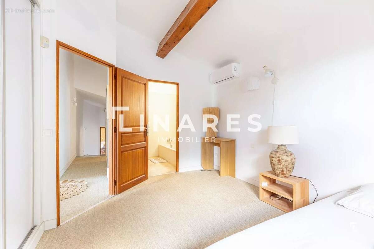 Maison à LA CADIERE-D'AZUR