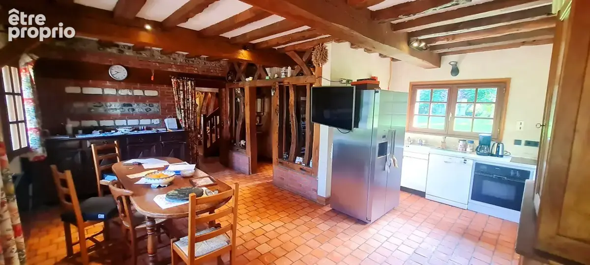 Maison de pays sur 3000m2 de terrain env. - photo 3