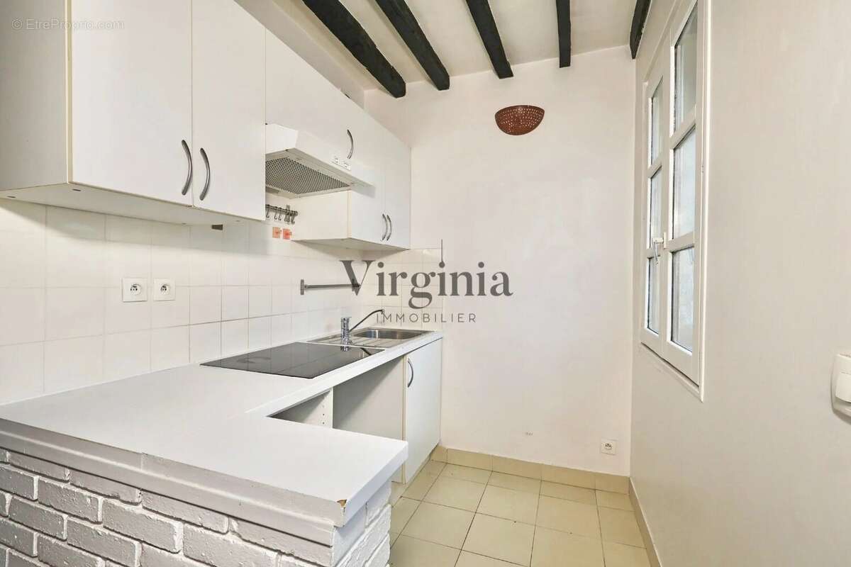 Appartement à CHARENTON-LE-PONT