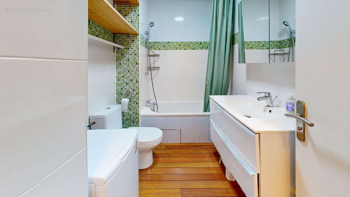 Appartement à AUBERVILLIERS