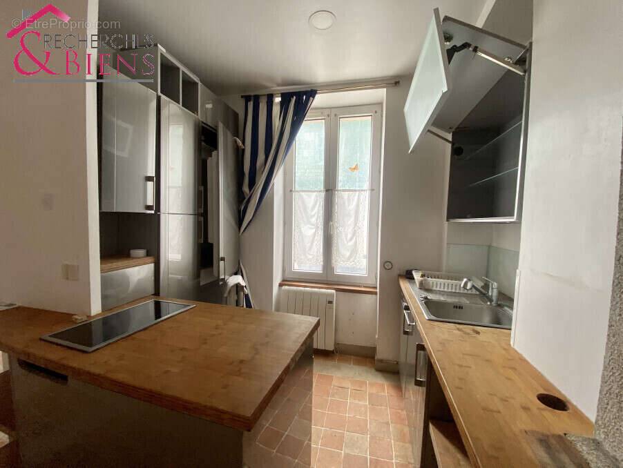 Maison à SAINT-VAAST-LA-HOUGUE