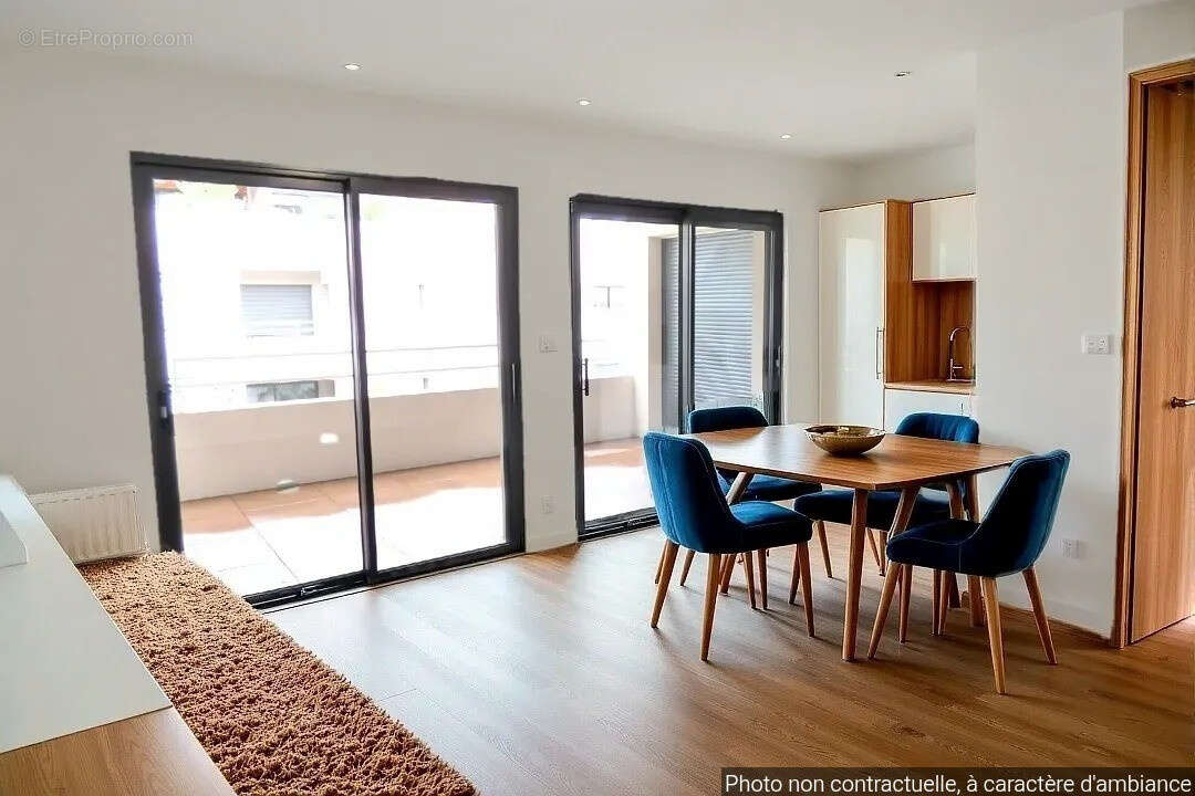 Appartement à FREJUS