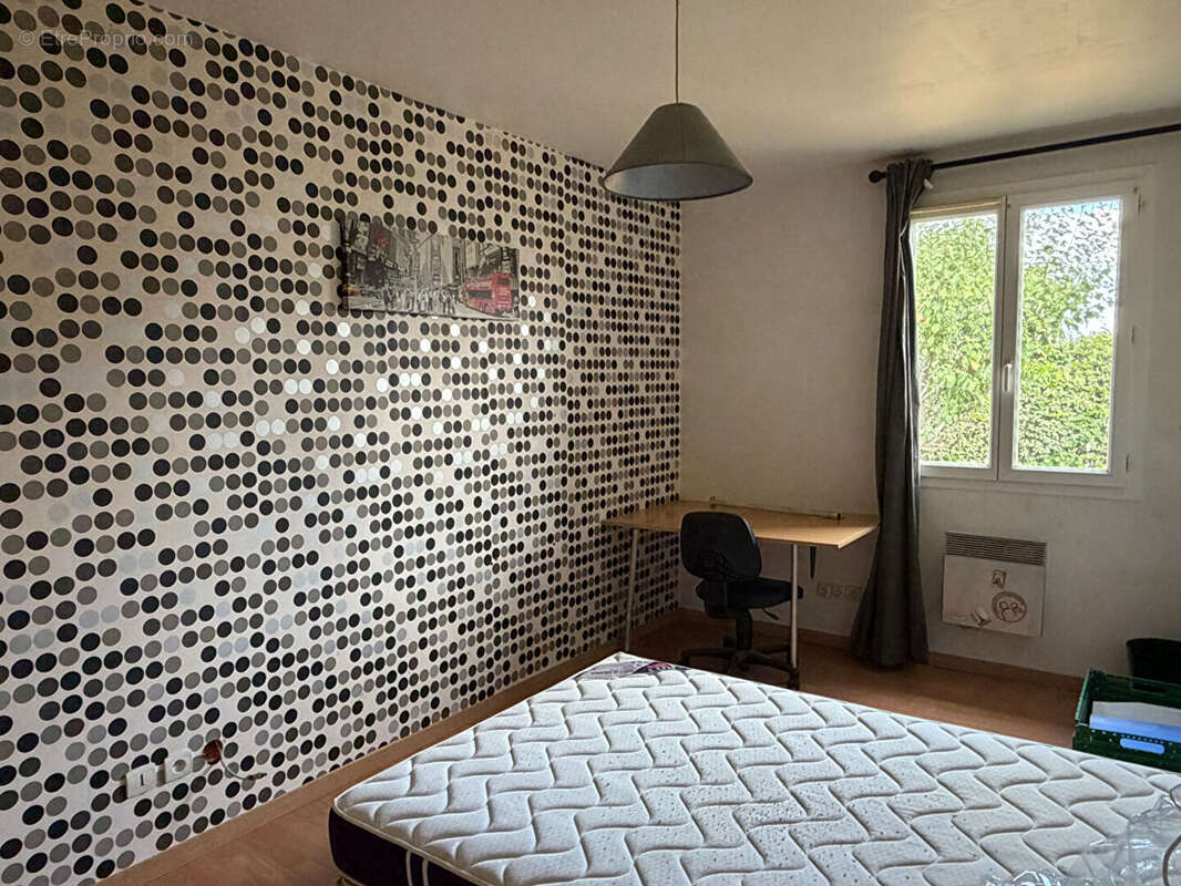 Maison Caudebec Les Elbeuf 4 pièce(s) 104 m2 DPE C - photo 6