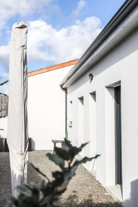 Maison à VAUX-SUR-MER