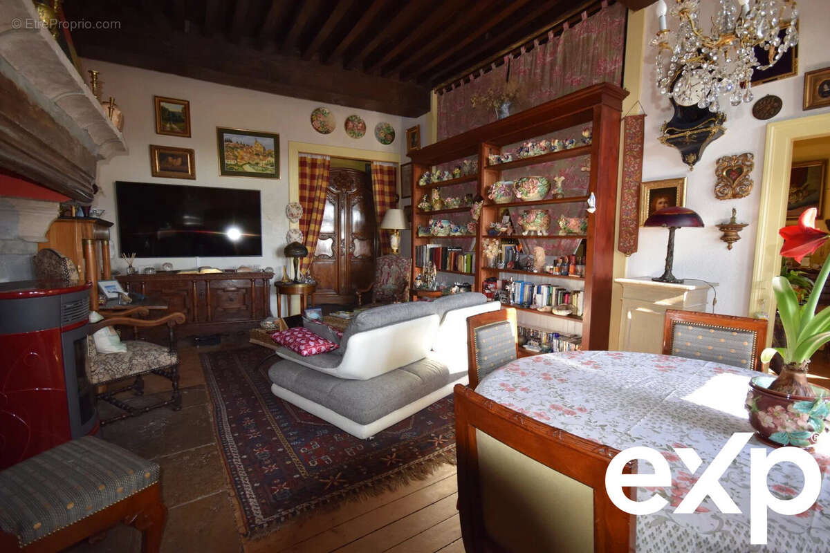 Appartement à MARNAY