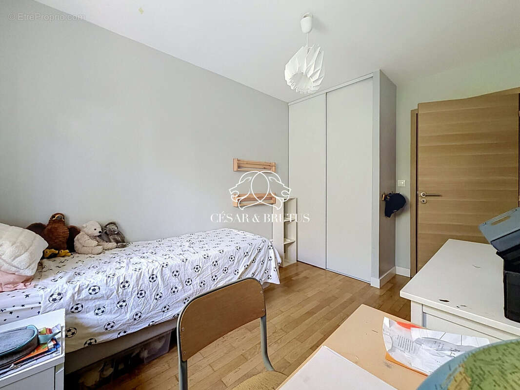 Appartement 79 m² à Lyon-8e  - photo 9