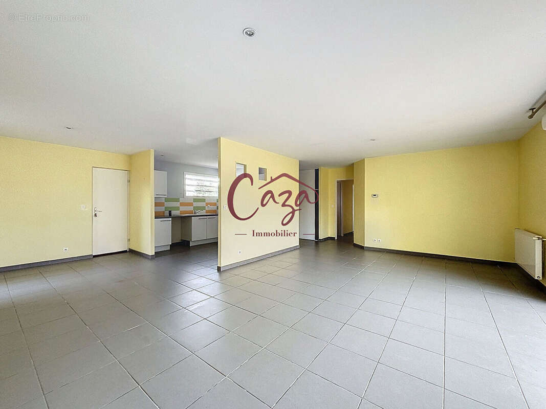 Maison à SAINT-CAPRAIS-DE-BORDEAUX