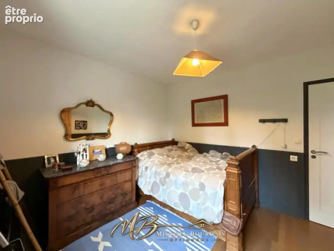 Maison familiale de 125 m² avec 5 chambres, grand sous-sol et deux terrasses – Brette-les-Pins - photo 18