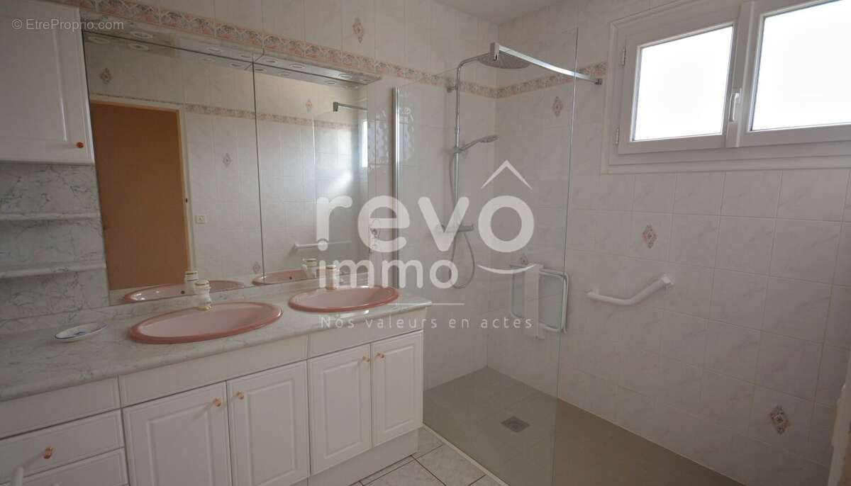 Maison à CHAMPTOCEAUX