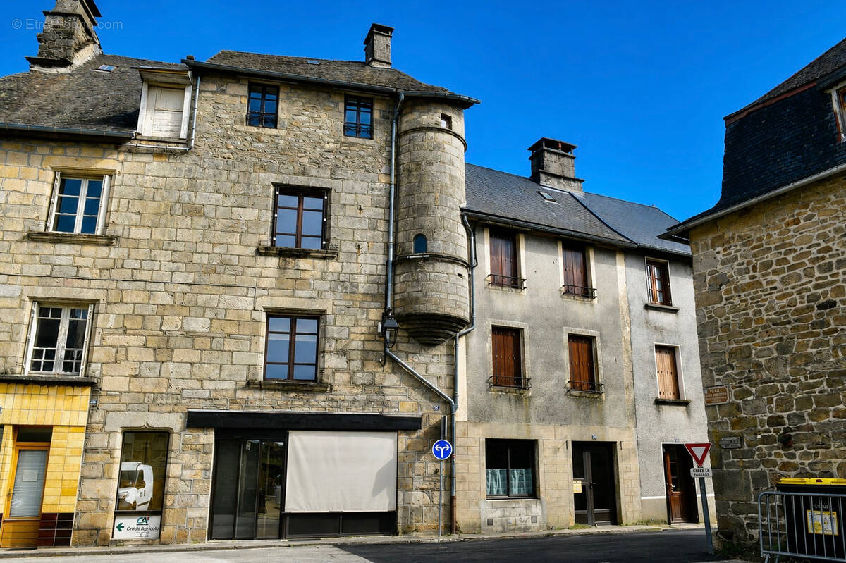 Maison à TREIGNAC