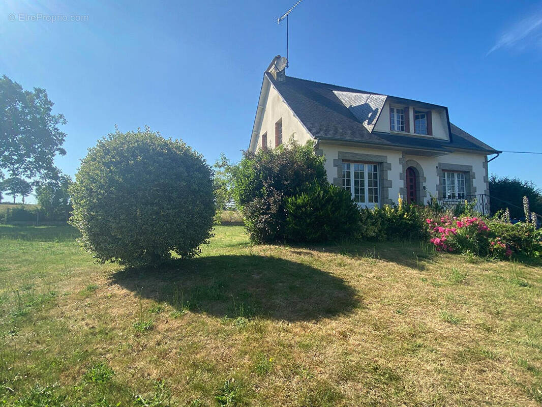 Maison à PLENEE-JUGON