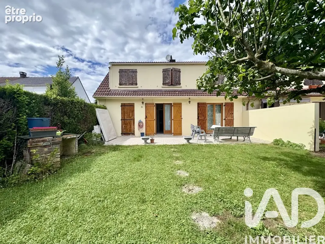 Photo 1 - Maison à MOISSY-CRAMAYEL