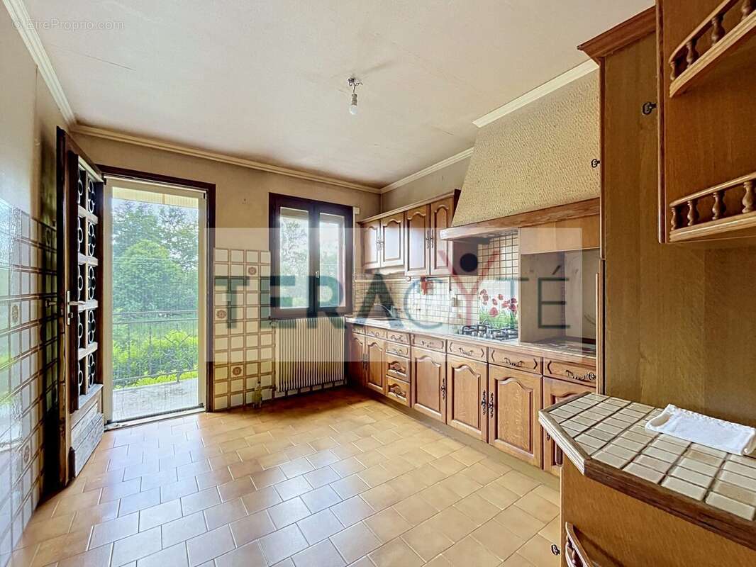 Maison à VILLARS-LES-DOMBES