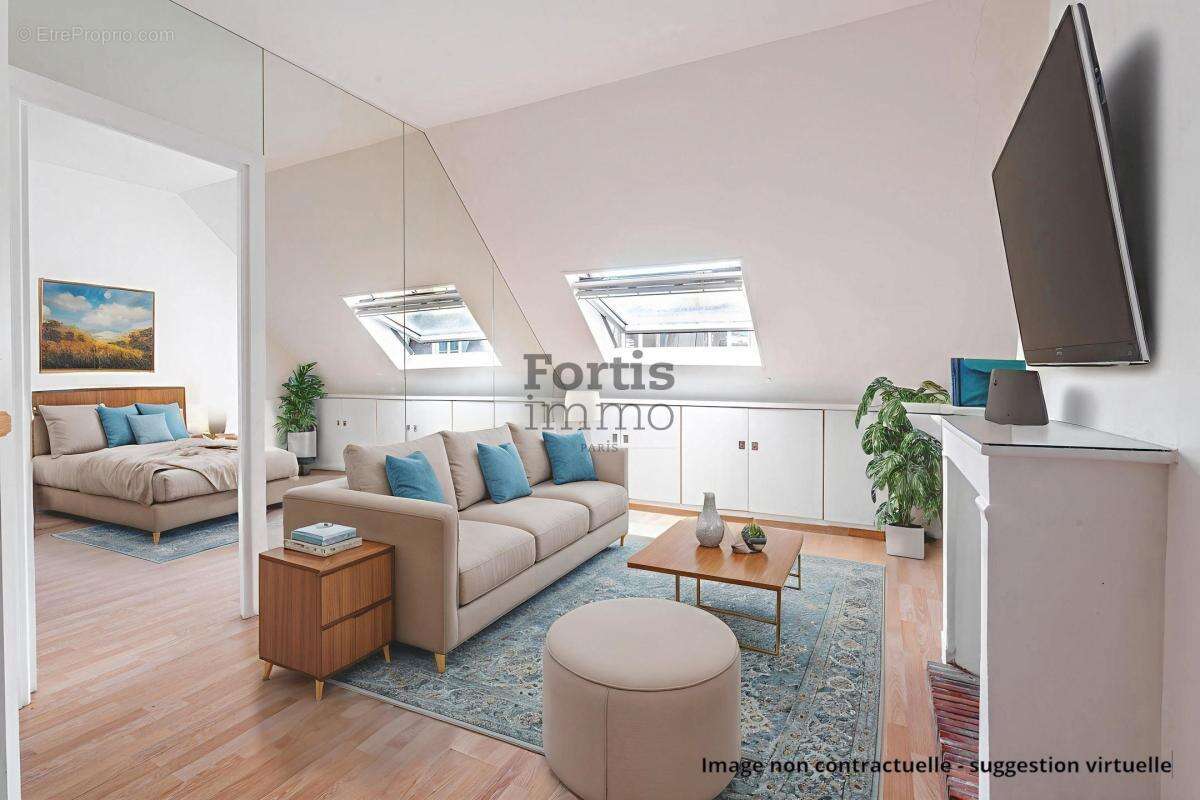 Appartement à PARIS-8E