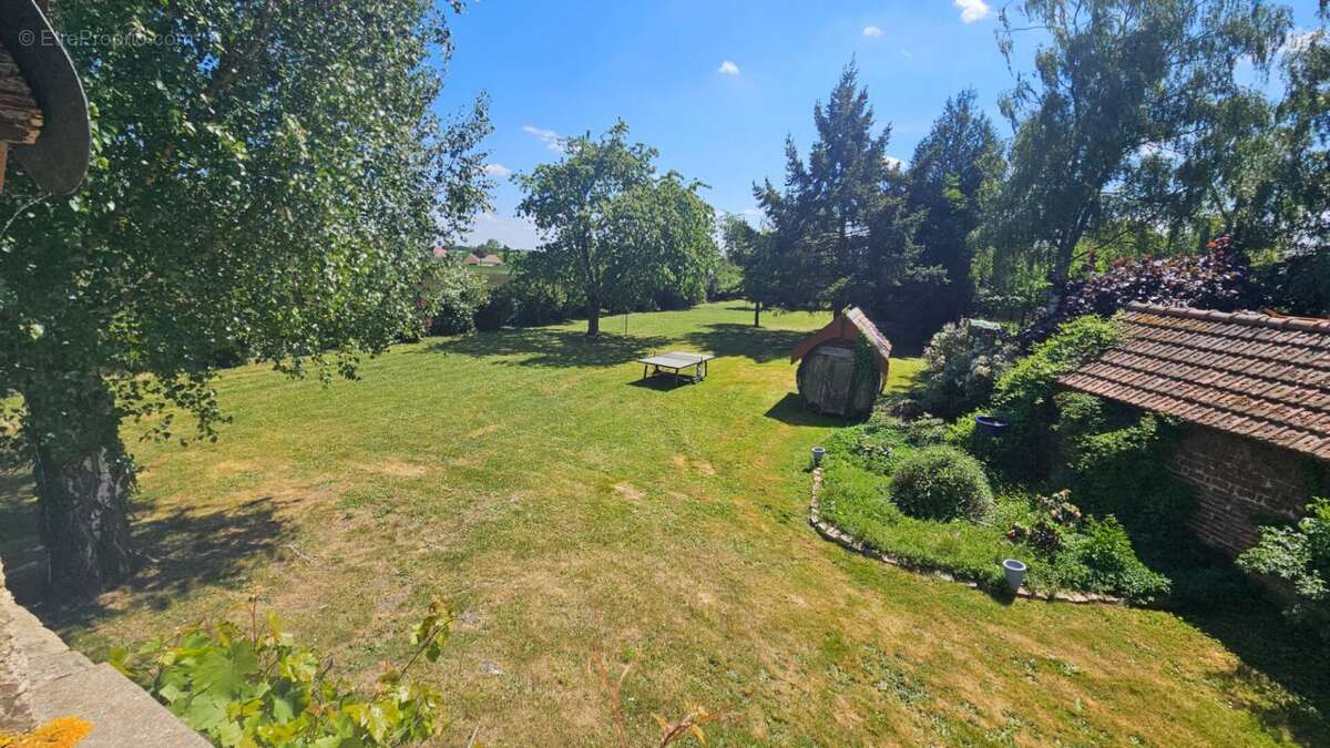 Maison à HOUDAN