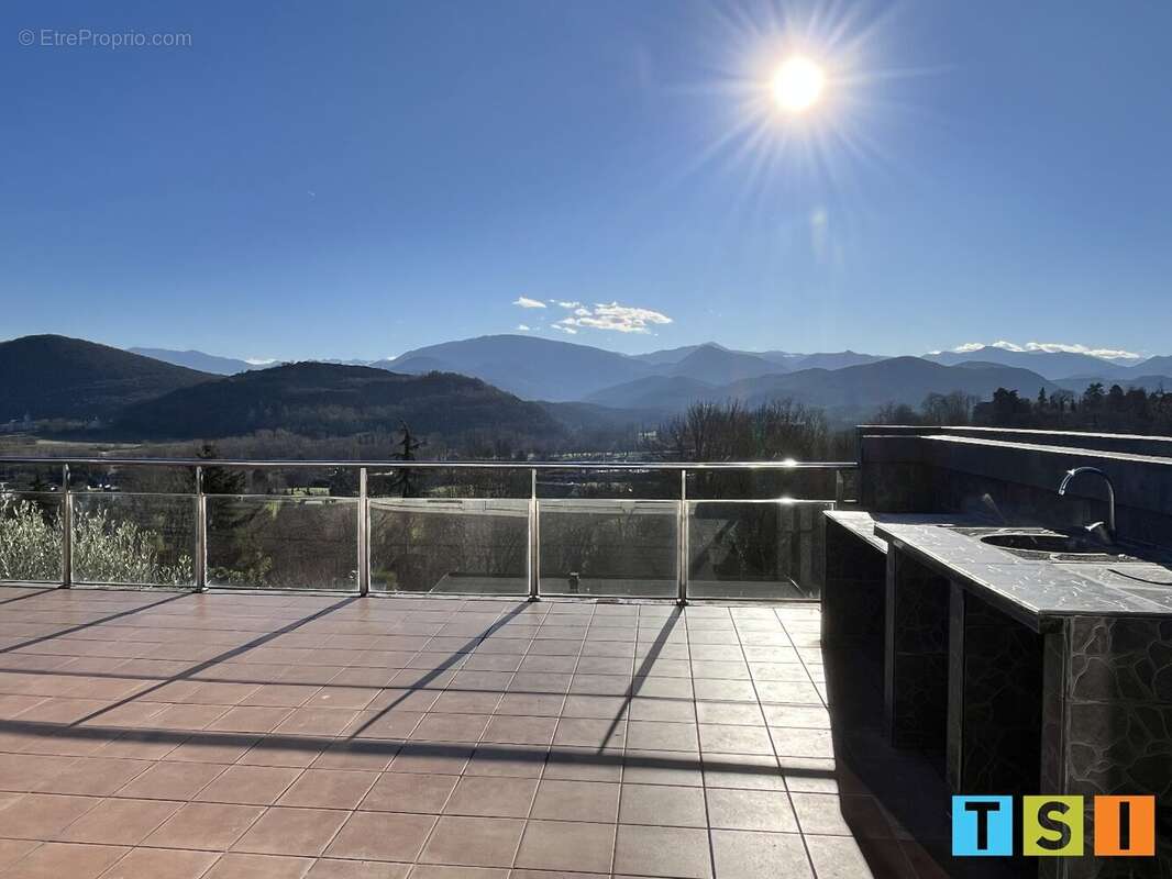 Maison à MONTREJEAU