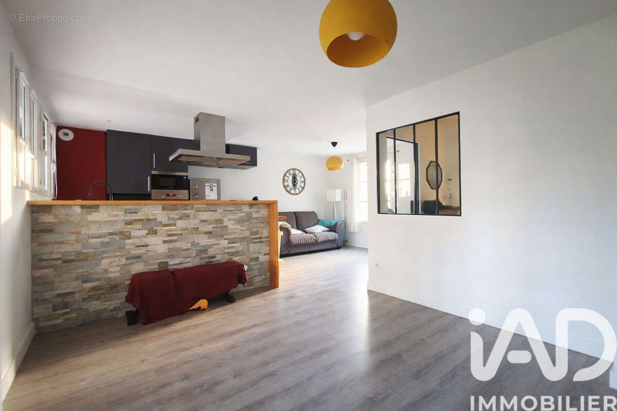 Photo 3 - Appartement à L'ISLE-ADAM