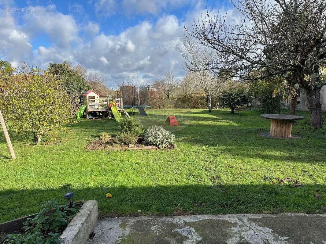 Appartement à TRIE-SUR-BAISE