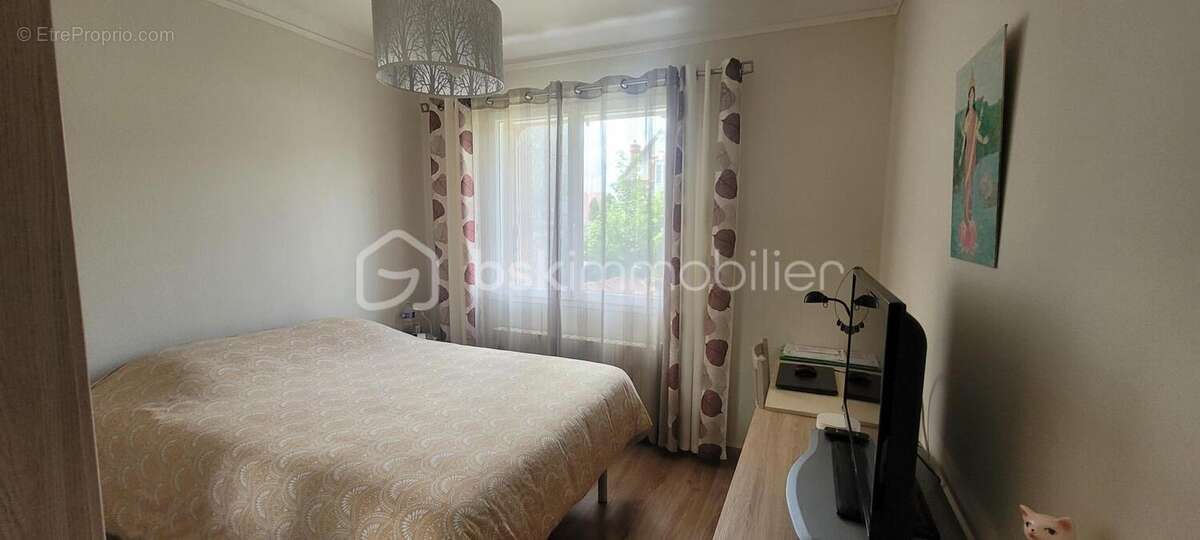 Maison à BEAUNE-LA-ROLANDE