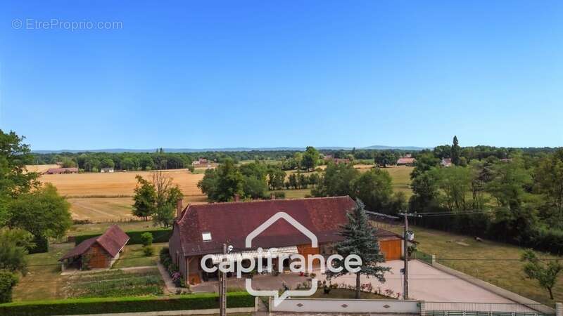 Maison à SAINT-GERMAIN-DU-BOIS