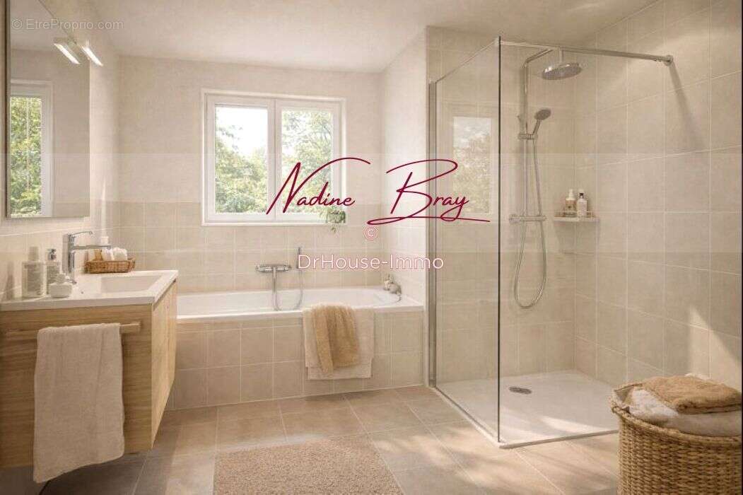 Maison à DECINES-CHARPIEU