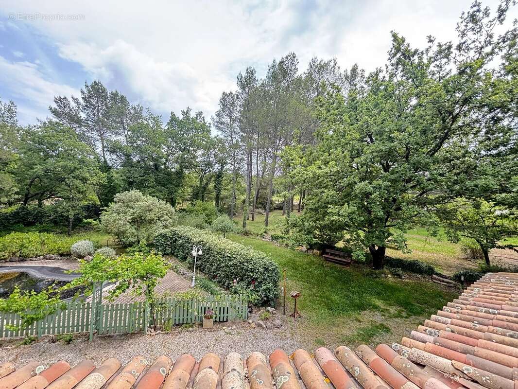 Maison à FIGANIERES