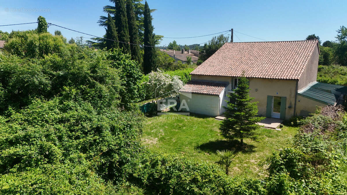 Maison à PINEUILH