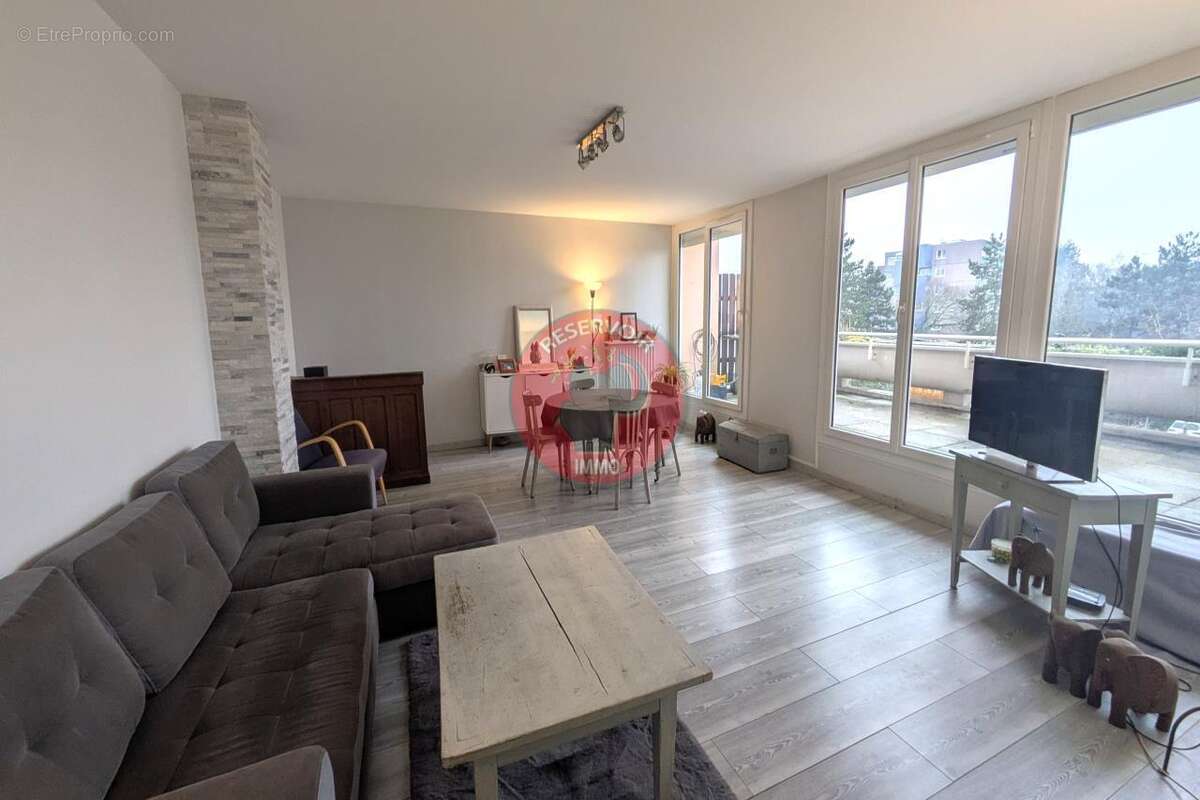 Appartement à QUETIGNY