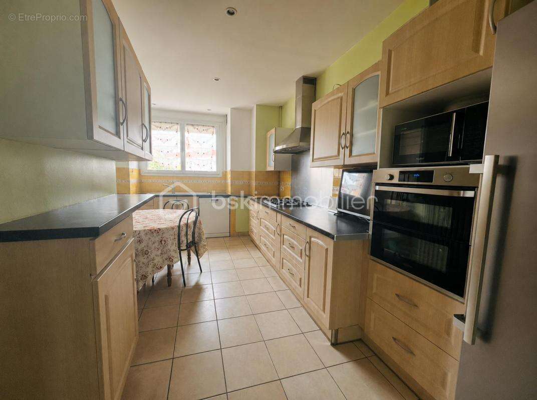 Face au Parc de la Tête d'Or – Appartement familial de 150 m² avec fort potentiel - photo 7