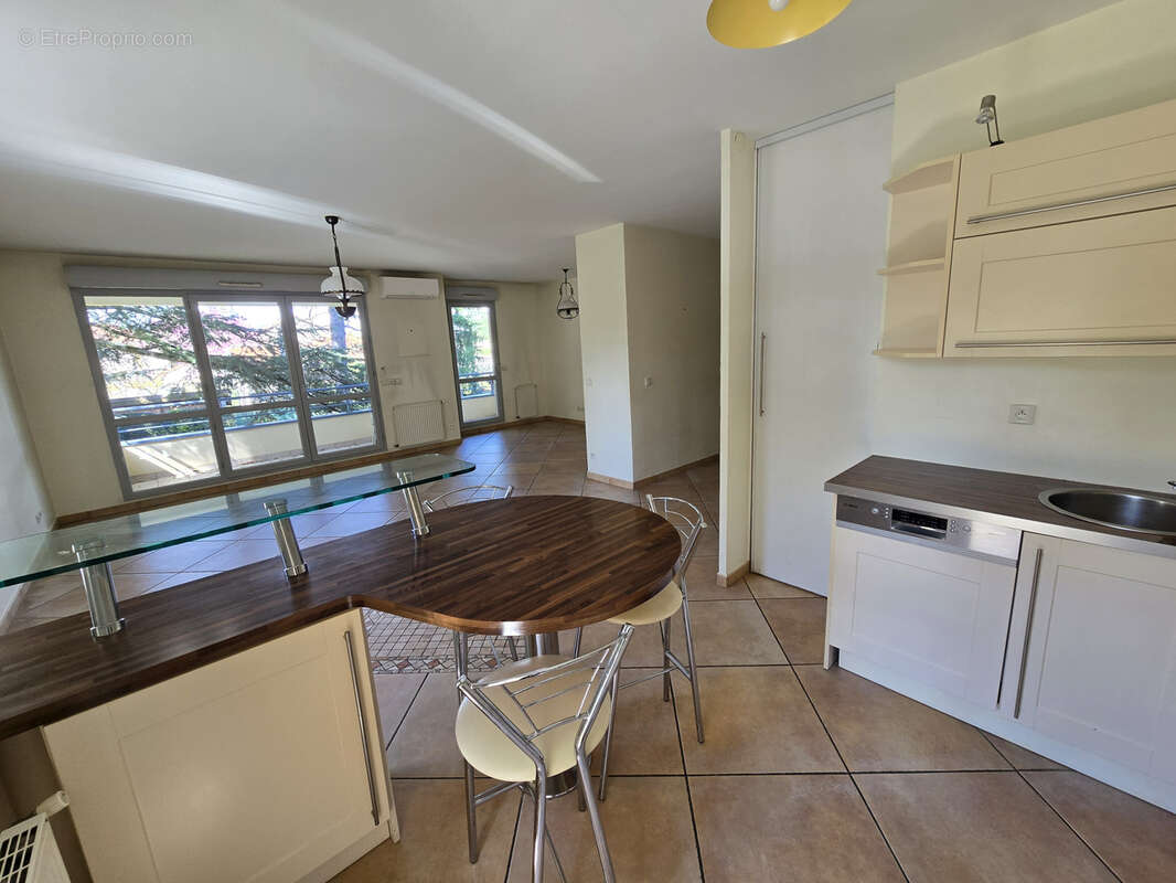 Appartement à ROMANS-SUR-ISERE