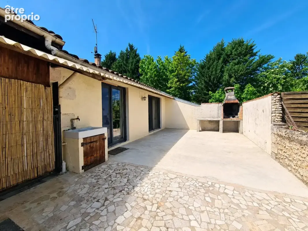 Photo 1 - Maison à SAINT-LEON-SUR-L'ISLE