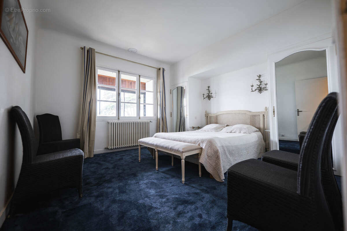 Maison à LE POULIGUEN