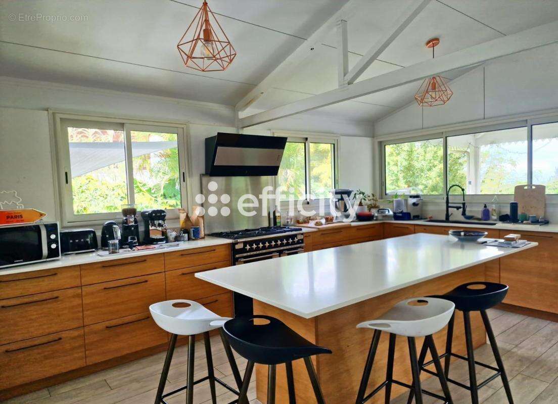 Maison à LA POSSESSION