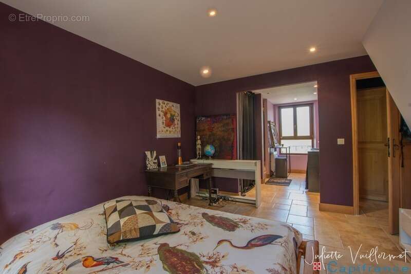 Appartement à AIX-LES-BAINS