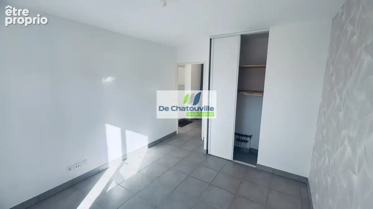 T2 récent avec balcon, piscine - photo 6