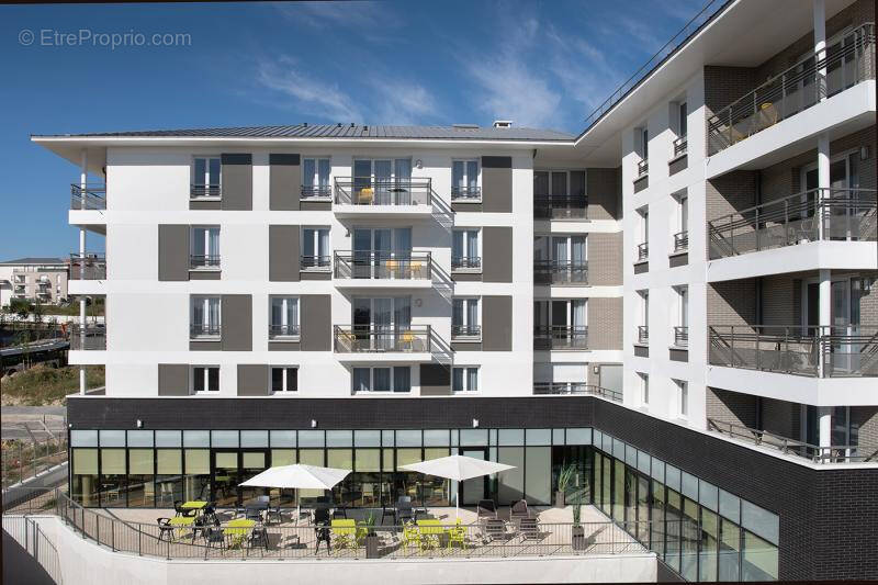 Appartement à CORBEIL-ESSONNES