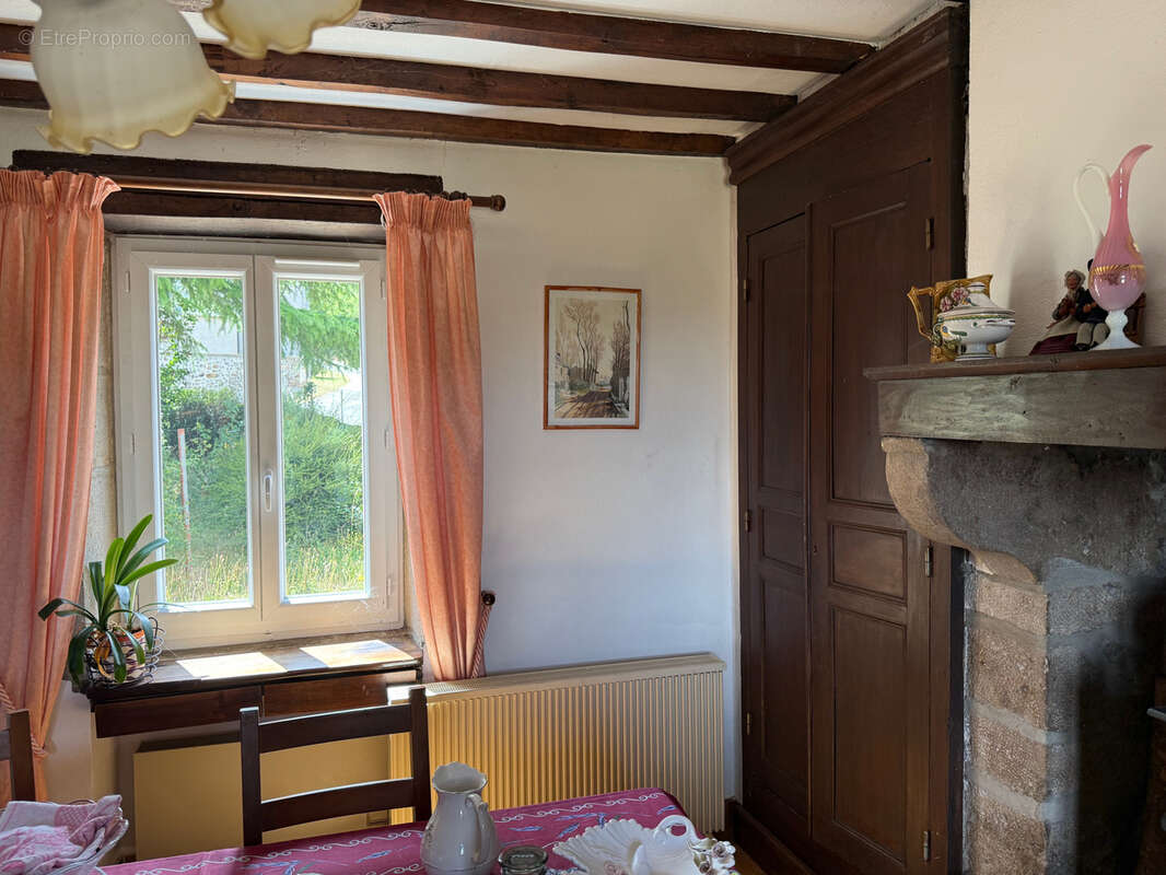 Auv 1224 : Maison en pierres, garage, vue superbe, 822m2 - photo 28