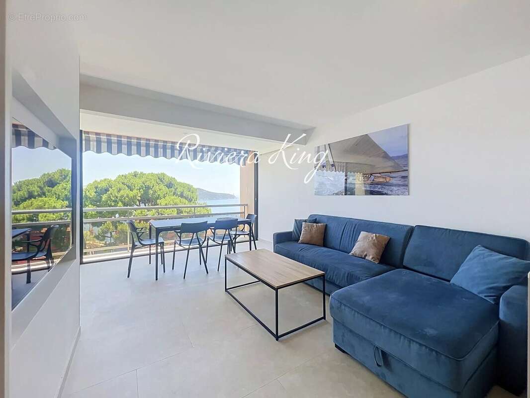 Villefranche-sur-Mer – Magnifique appartement 3P avec vue mer, piscine, parking et cave - photo 4