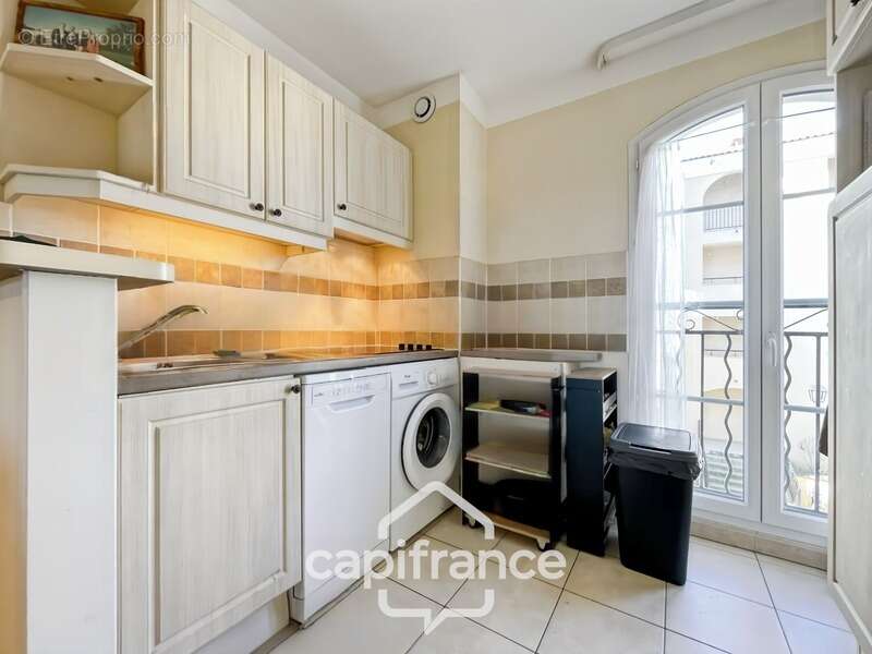 Appartement à MALLEMORT