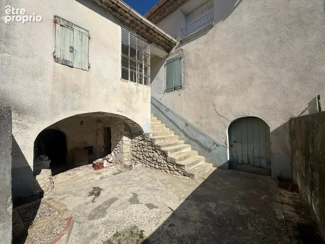 Maison à SAINT-DEZERY