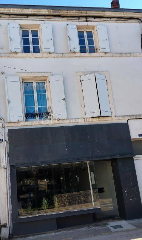 Appartement à MANSLE