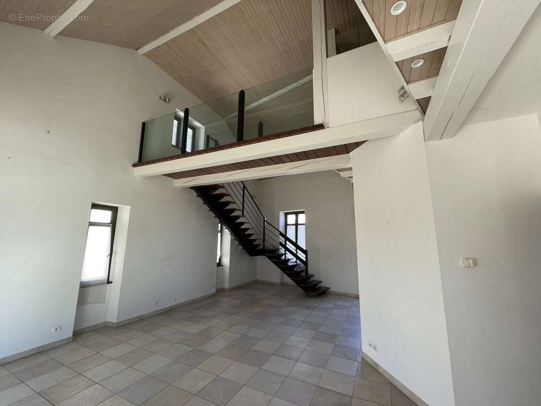 Maison à POUILLON