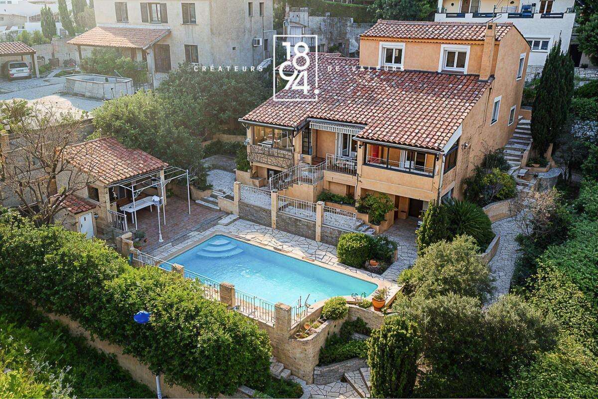 Maison à SAUSSET-LES-PINS