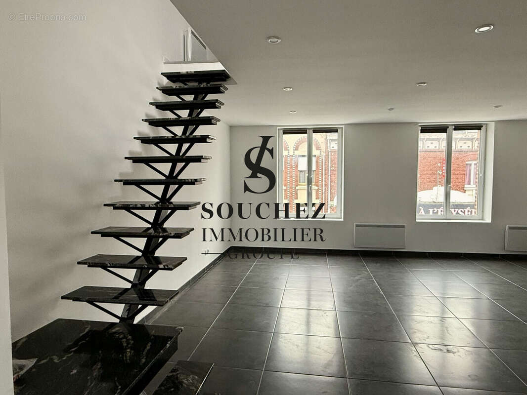 Appartement à AVION